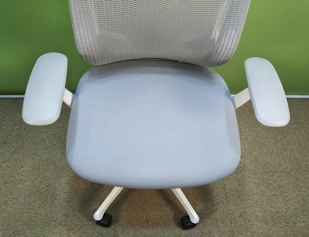 bl　オカムラ　シルフィーチェア　前傾機能　ハイバック　メッシュタイプ　中古