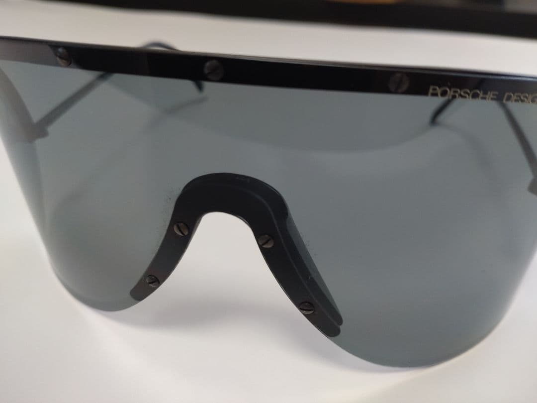 Porsche Design シールドサングラス グレー