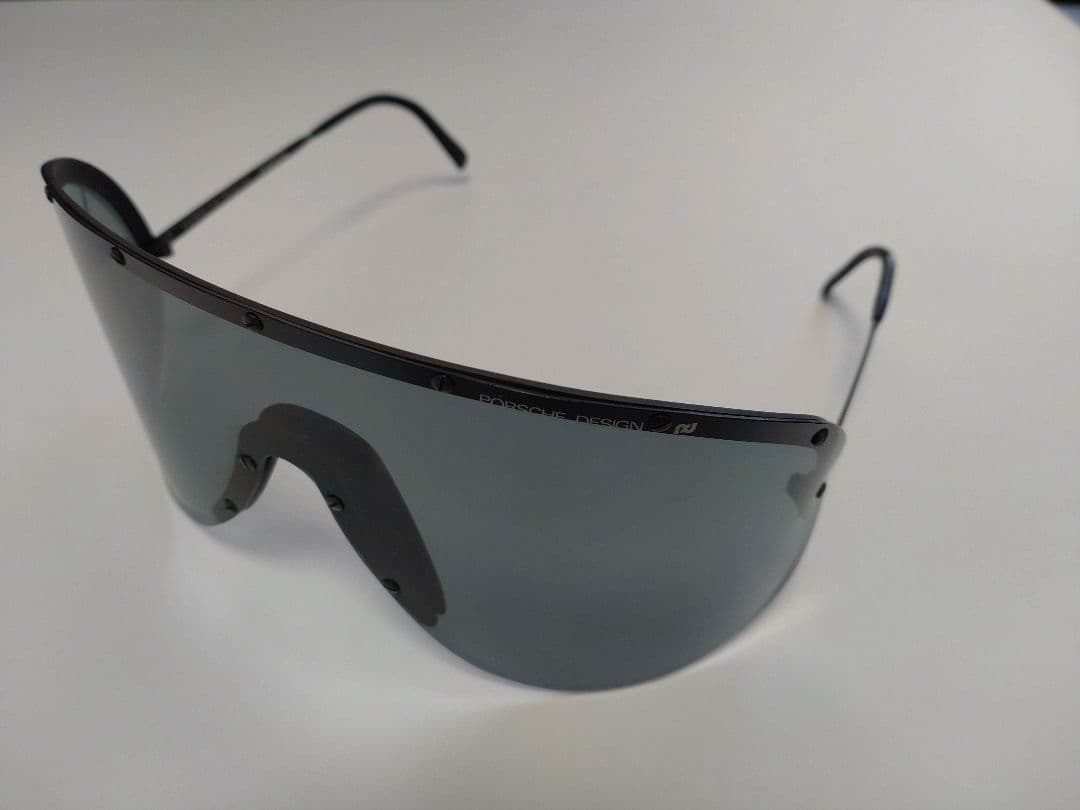 Porsche Design シールドサングラス グレー