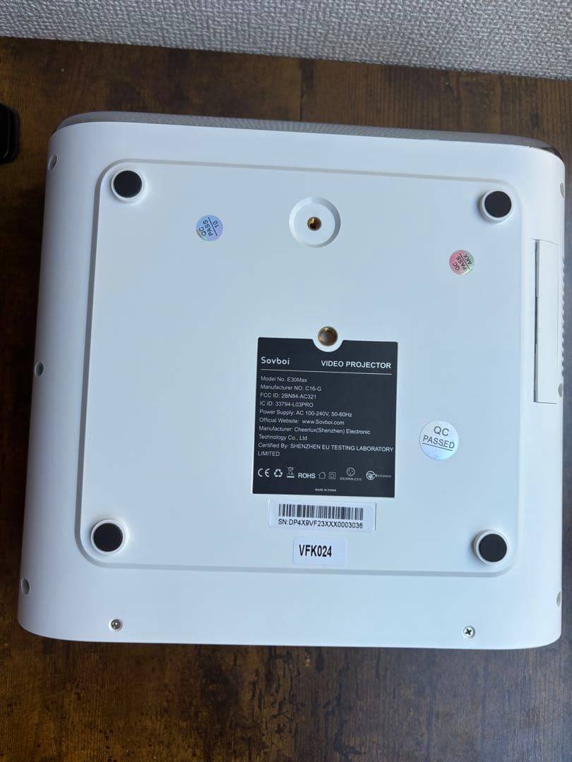 【Google　TV搭載＆自動レンズカバー】Sovboi プロジェクター本体