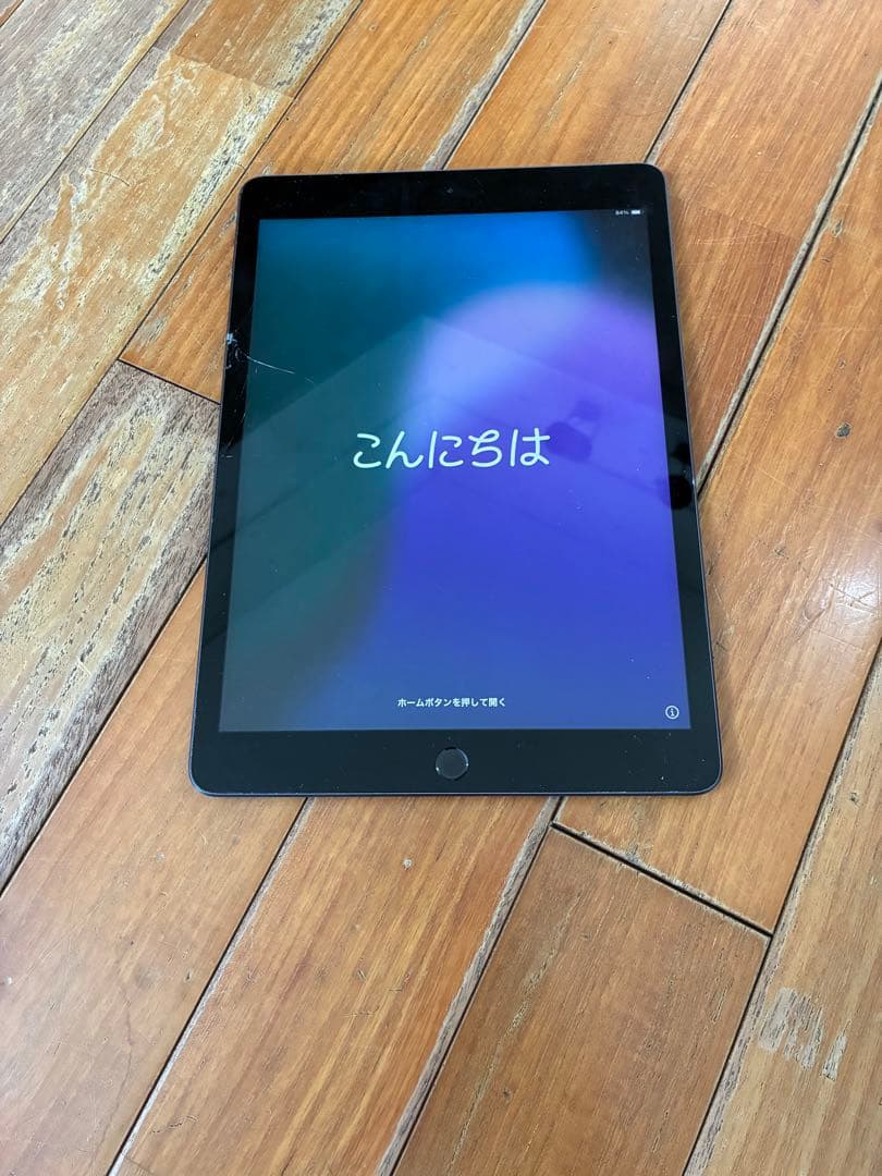 Apple iPad 第７世代/スペースグレイ　128GB wifiタイプ