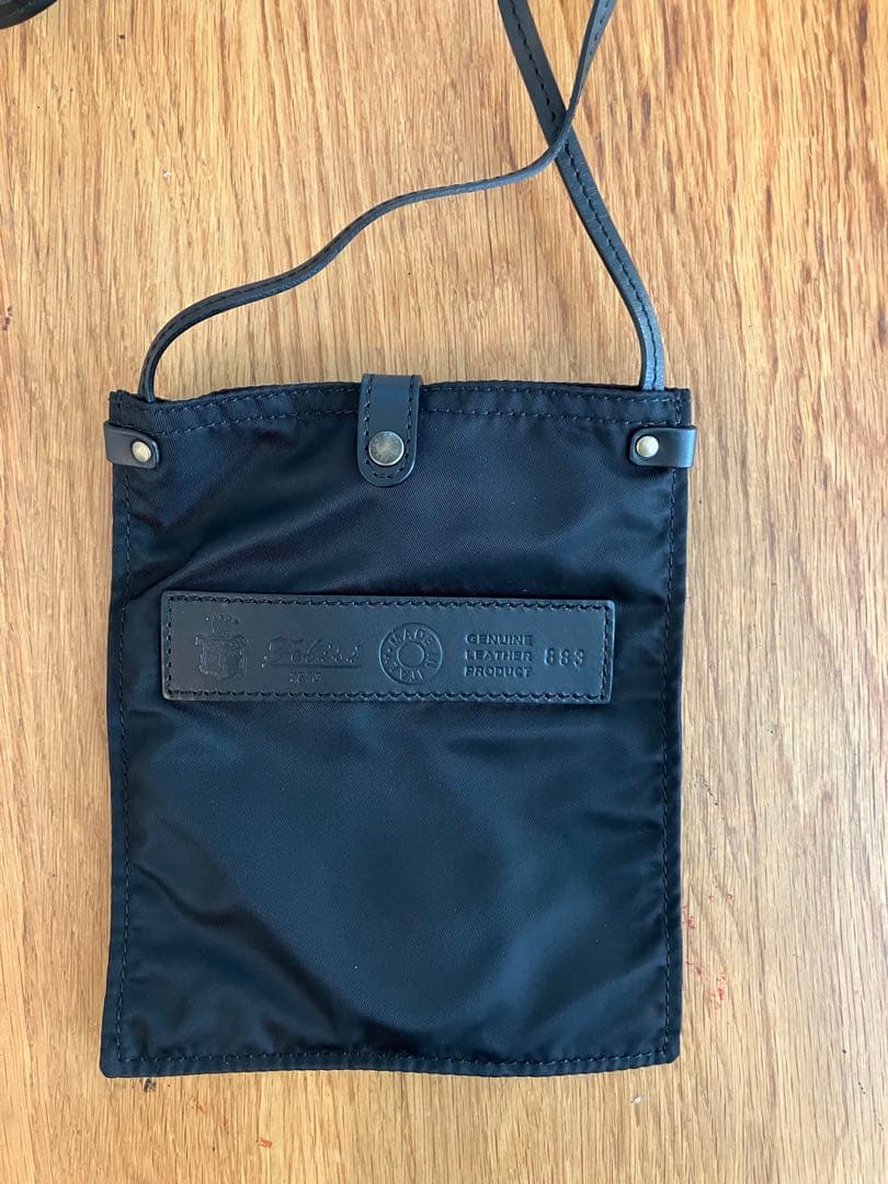 使用1回｜Felisi フェリージ｜サコッシュ｜833 DS｜ブラック