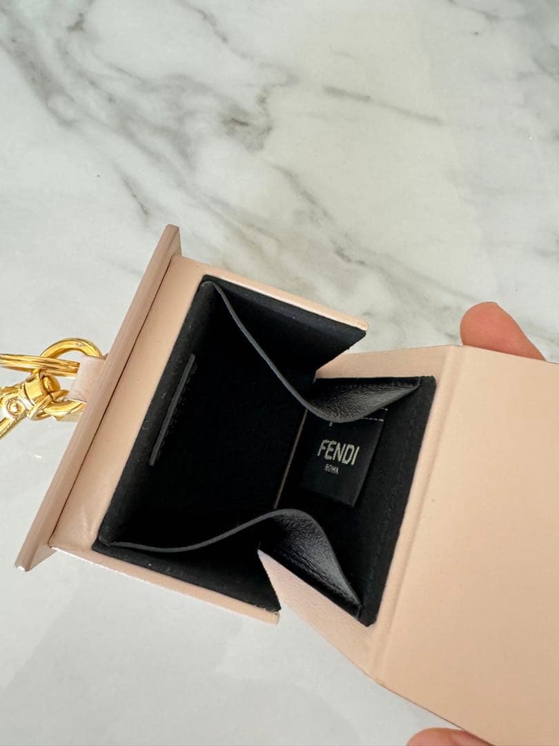 フェンディ キーホルダー ミニボックス