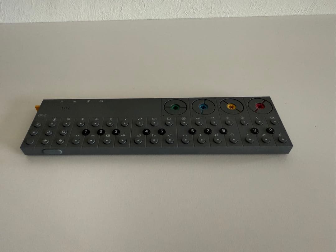 【オプション付】 teenage engineering OP-Z