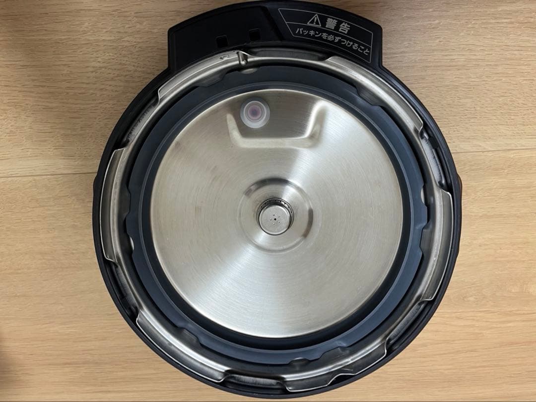 『美品』アイリスオーヤマ 電気圧力鍋 3L KPC-MA3-B 木目2023年製