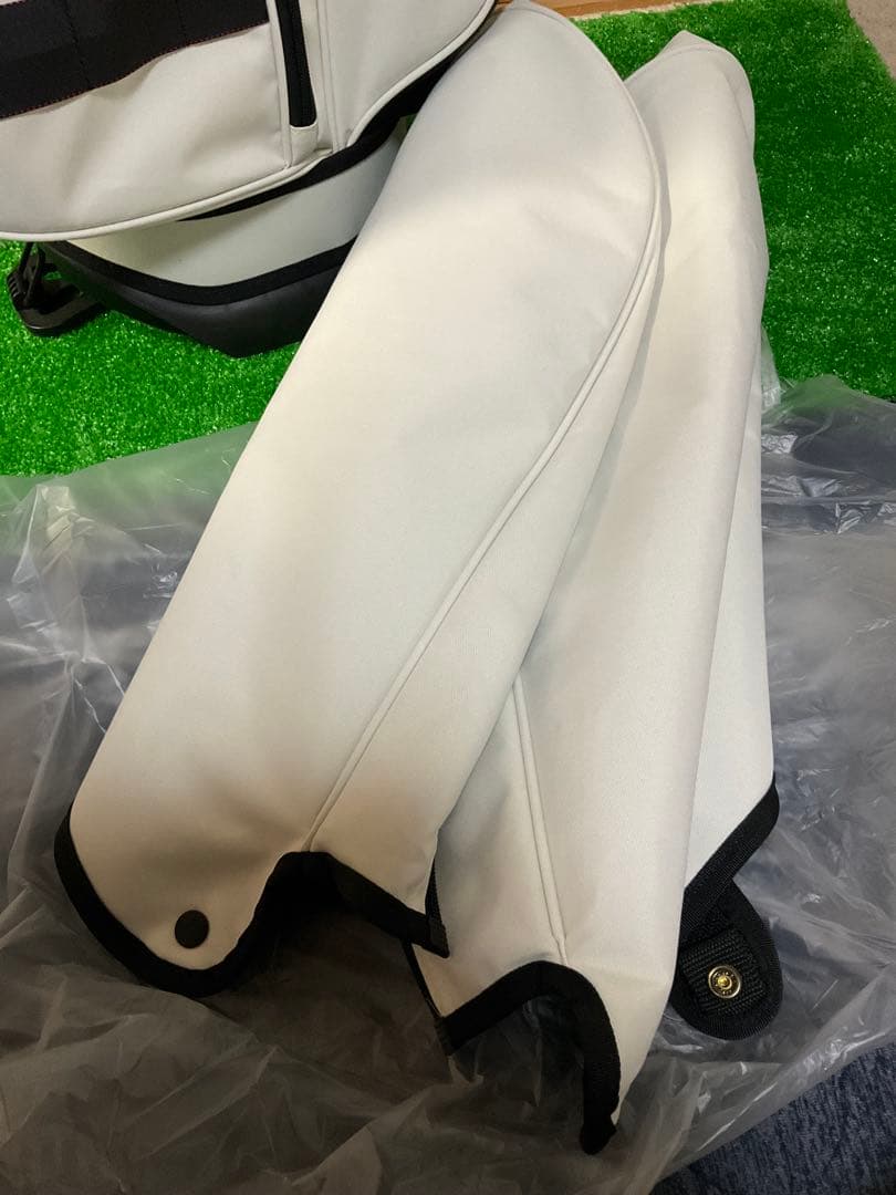 美品BRIEFING ゴルフバッグ・キャディバッグ　CR02オーセンティック