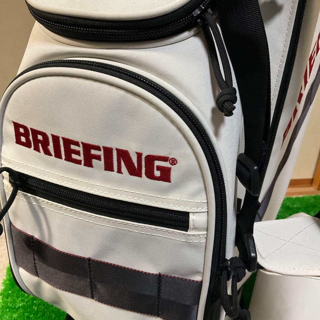 美品BRIEFING ゴルフバッグ・キャディバッグ　CR02オーセンティック