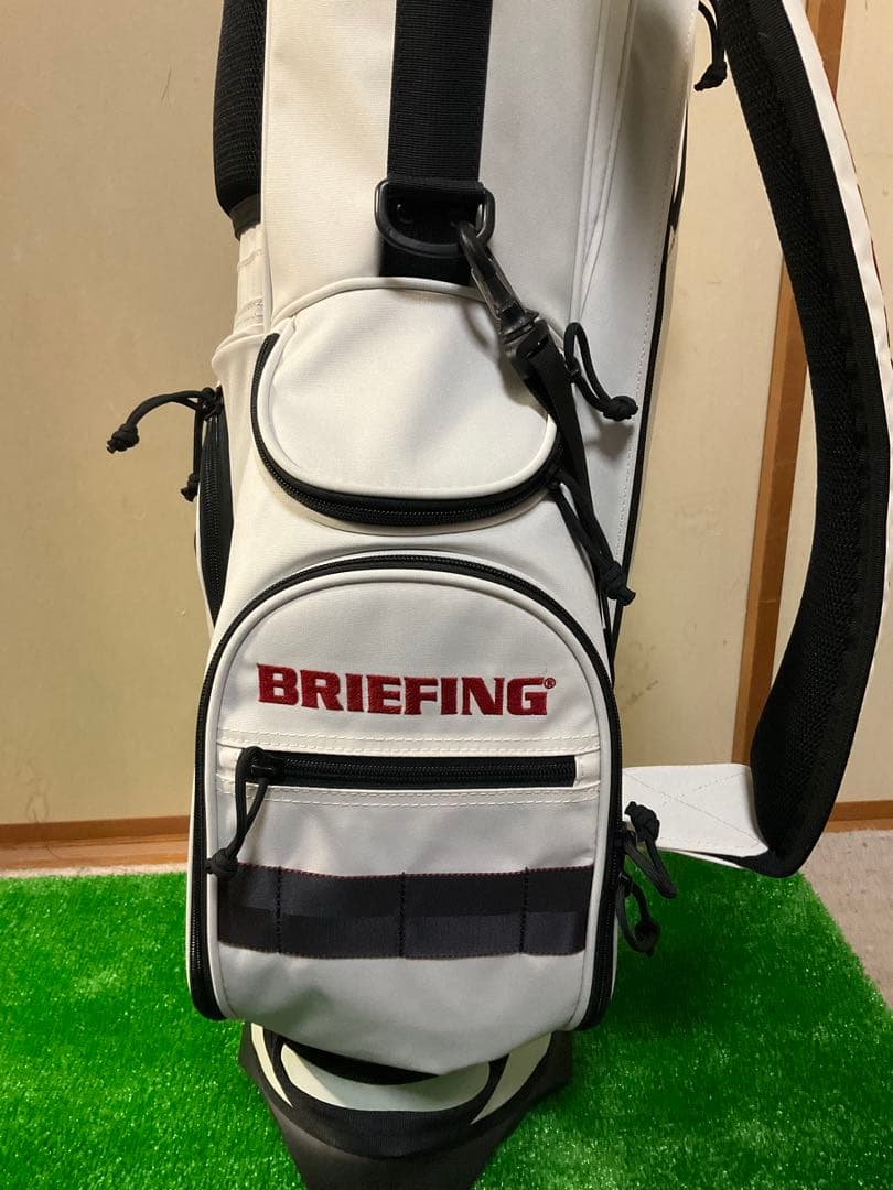 美品BRIEFING ゴルフバッグ・キャディバッグ　CR02オーセンティック