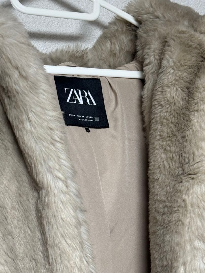 ZARAファーコート