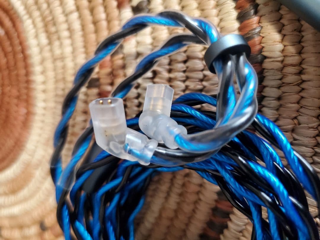 イヤホン SoundsGood Blhwt (QDC/4.4mm)