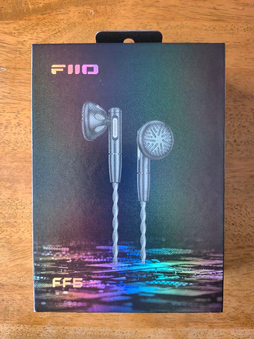 【極美品】FiiO FF5　有線イヤホン/イントラコンカ型　即購入可能