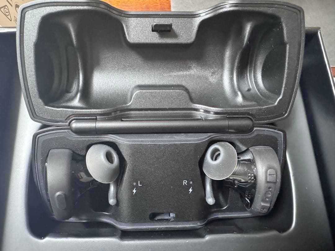 BOSEスポーツ用ワイヤレスイヤホン774373-0010 ブラック