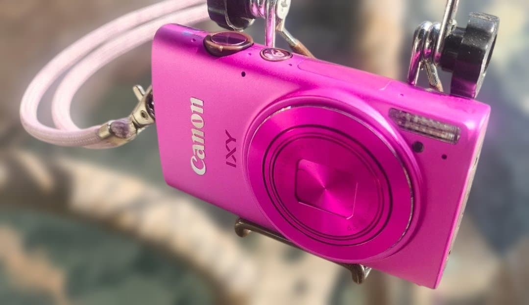 美品Canon IXY 610F ピンク＋豪華ストラップ付