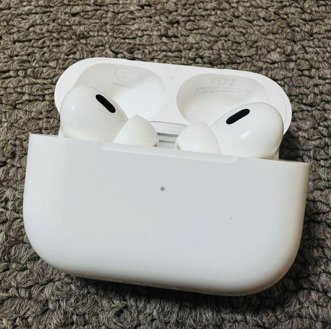 AirPods pro 第2世代　ライトニングタイプ