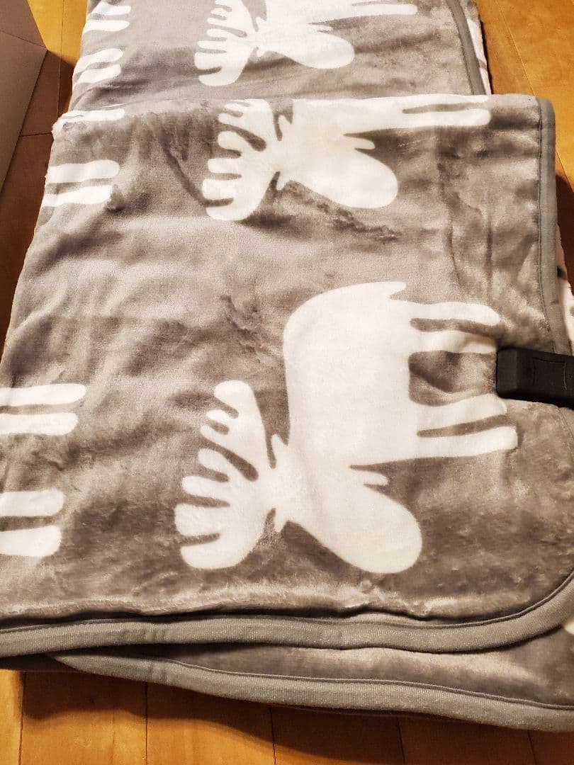 クルン 140×180 着る 電気毛布