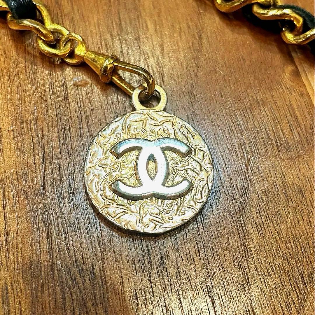 美品 CHANEL シャネル ビンテージ チェーンベルト レザー ゴールド×黒