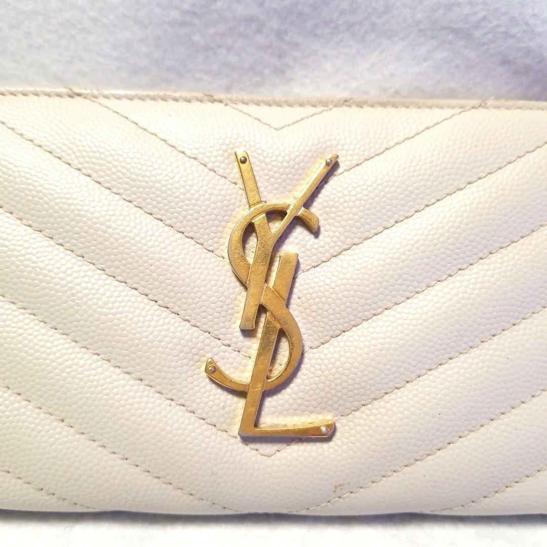 SAINT LAURENT カサンドラ　Vステッチ　キルティング長財布