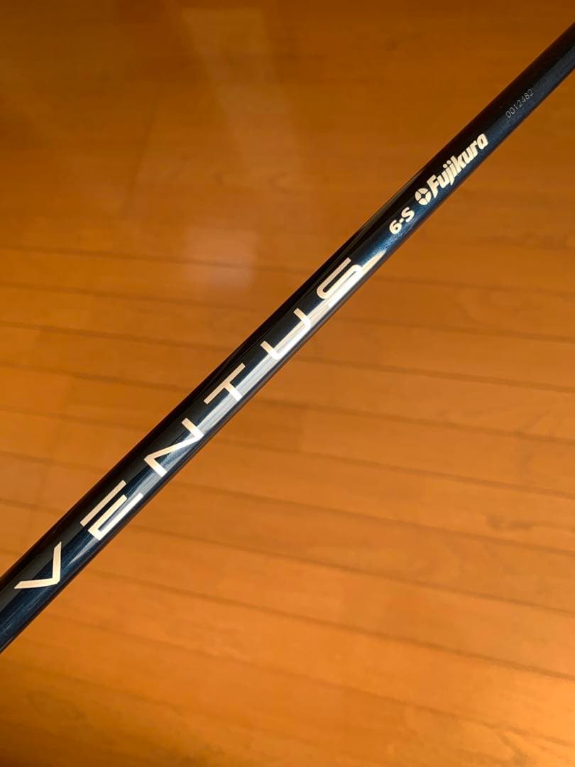 タイトリストスリーブ付シャフト　ベンタスブルー6Sドライバー用