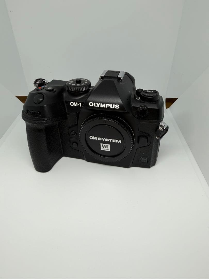 【シャッター回数2100回】OM system OM-1
