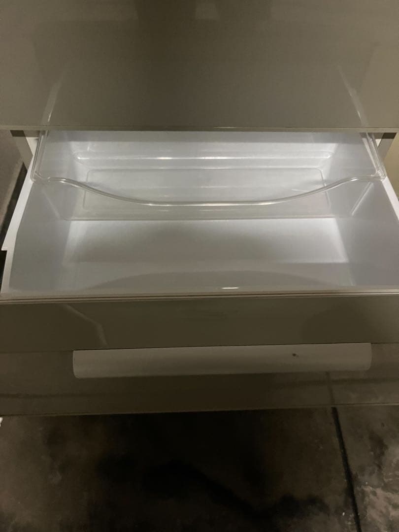 サンヨー　ボトムフリーザー シルバー冷蔵庫　355L ジャンク扱い