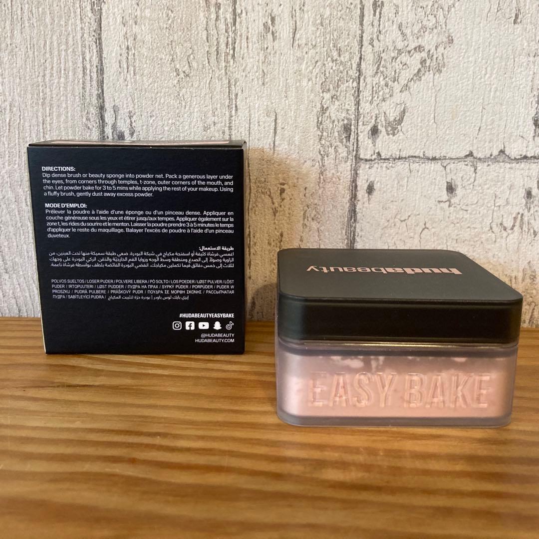 新品・未使用！　huda beauty　２０g　セッティングパウダー