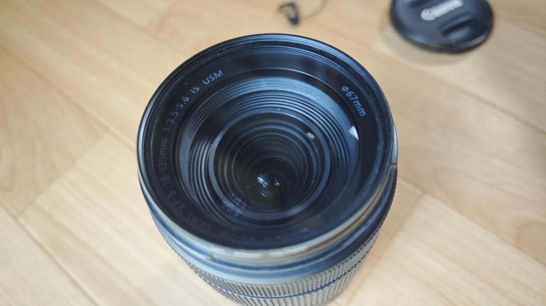 値下げ中　Canon EF-S 18-135mm レンズ フードセット