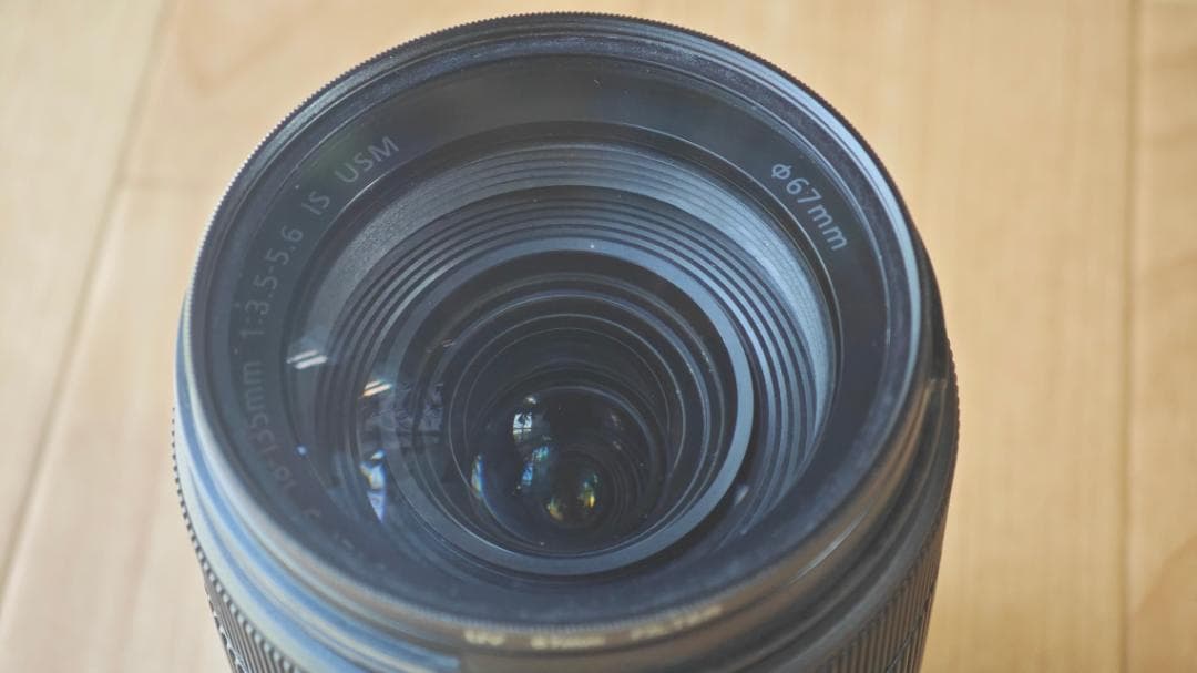 値下げ中　Canon EF-S 18-135mm レンズ フードセット