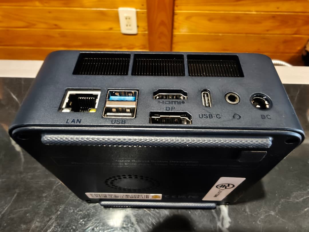 ミニPC TRIGKEY Key R8 8745HS 32G & 1TB SSD 780M