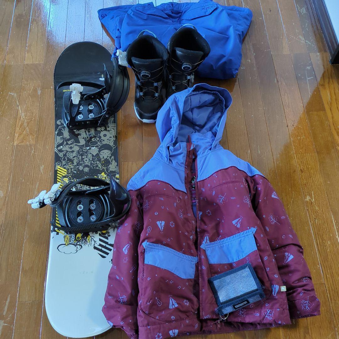 子ども用スノーボードセット（ジャケット・ブーツ付き）