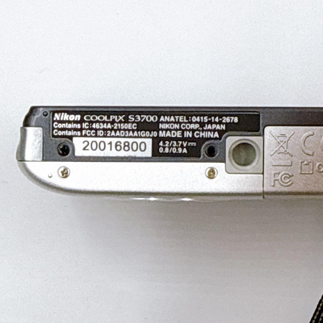 Nikon COOLPIX S3700 コンパクトデジタルカメラ　シルバー