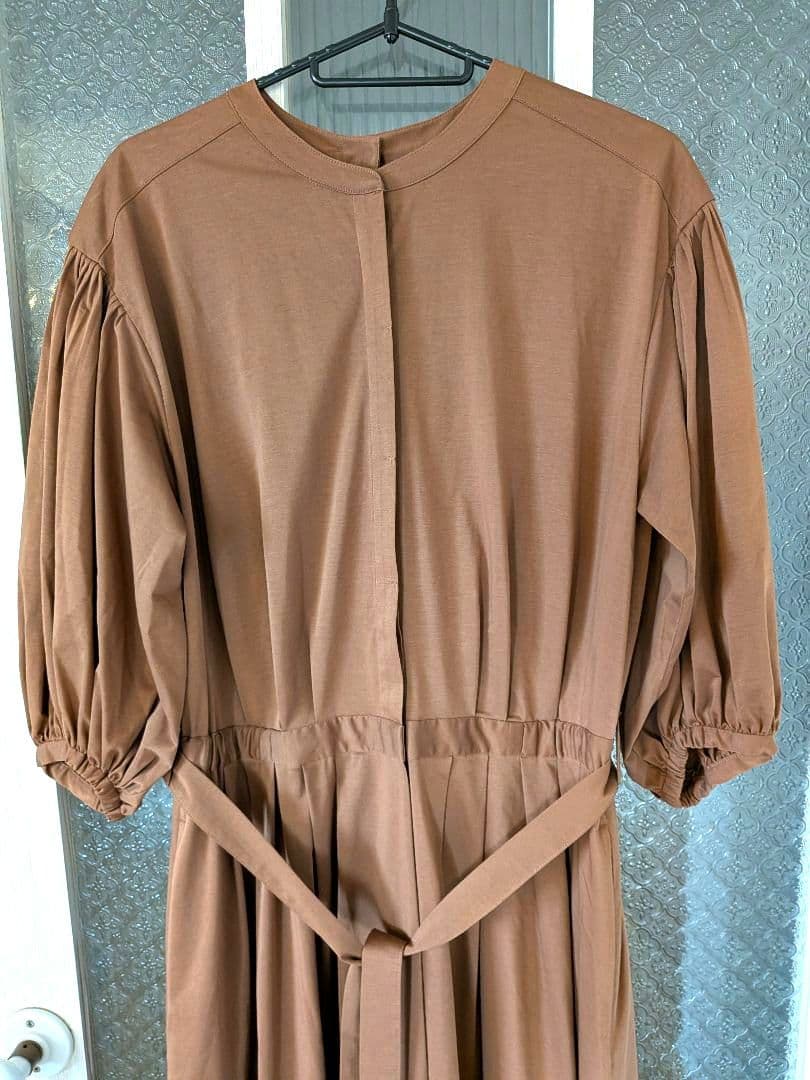 美品　カレンソロジー　ロングワンピース ７分袖　ウエストリボン付