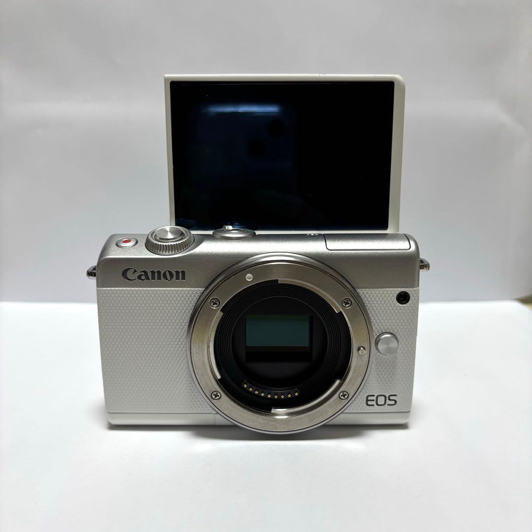 Canon ミラーレスカメラ ダブルズームキット m100