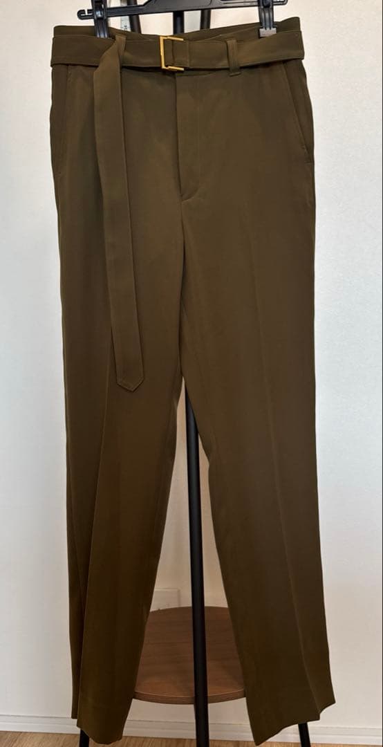 クルニ ワイドパンツ サイズ1 スラックス　オリーブ　極美品　ベルト付き