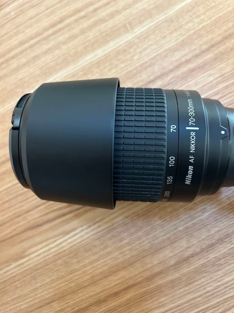 Nikonニコン　AF NIKKOR 70-300mm 1:4-5.6 G