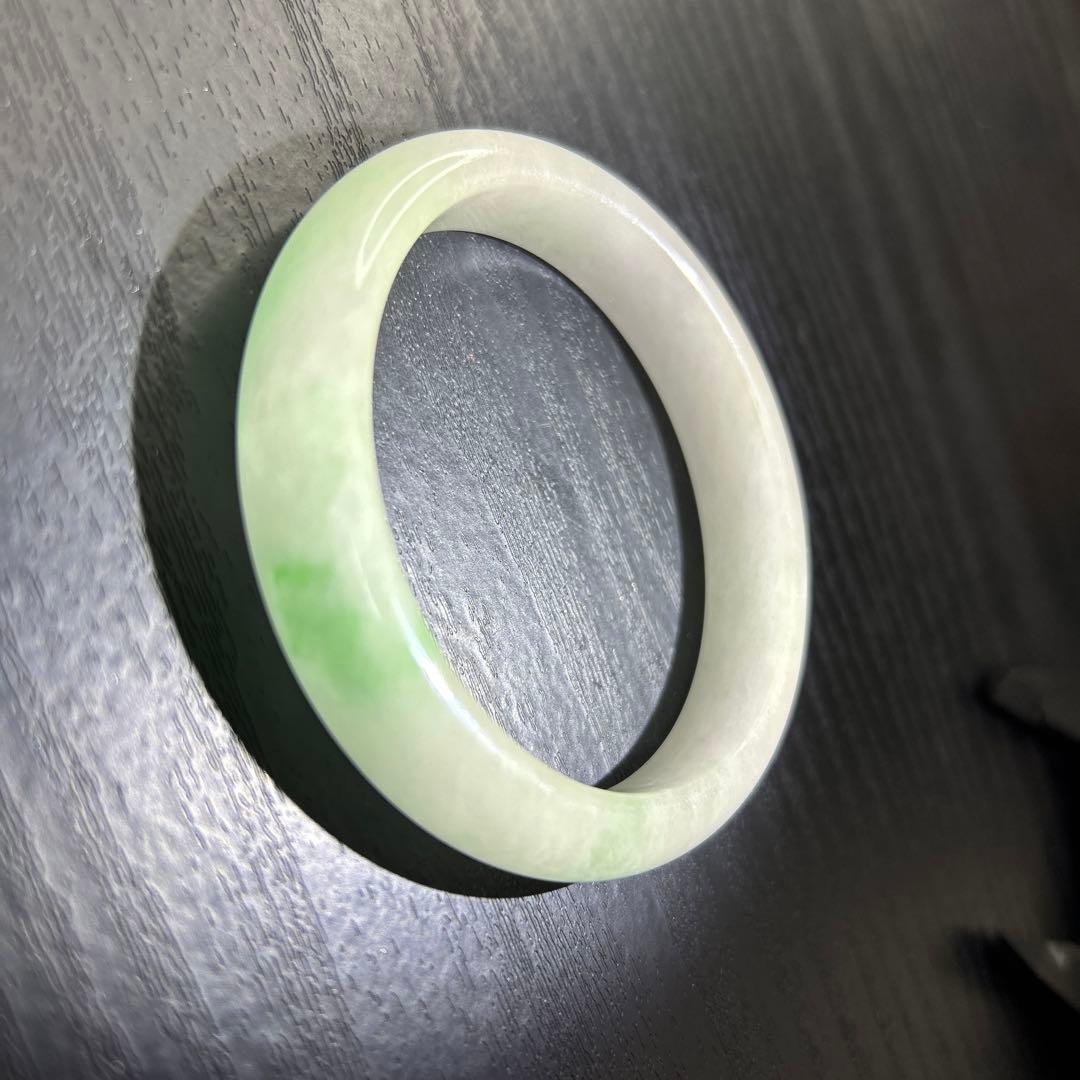 L735）天然ヒスイバングル