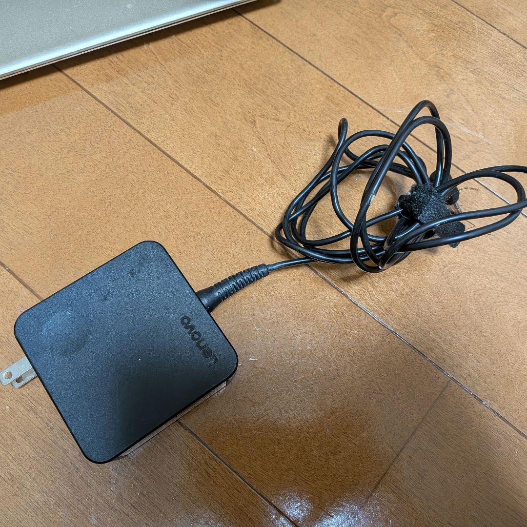 Lenovo ノートPC 2018年購入 起動OK/ AC接続使用可 ジャンク