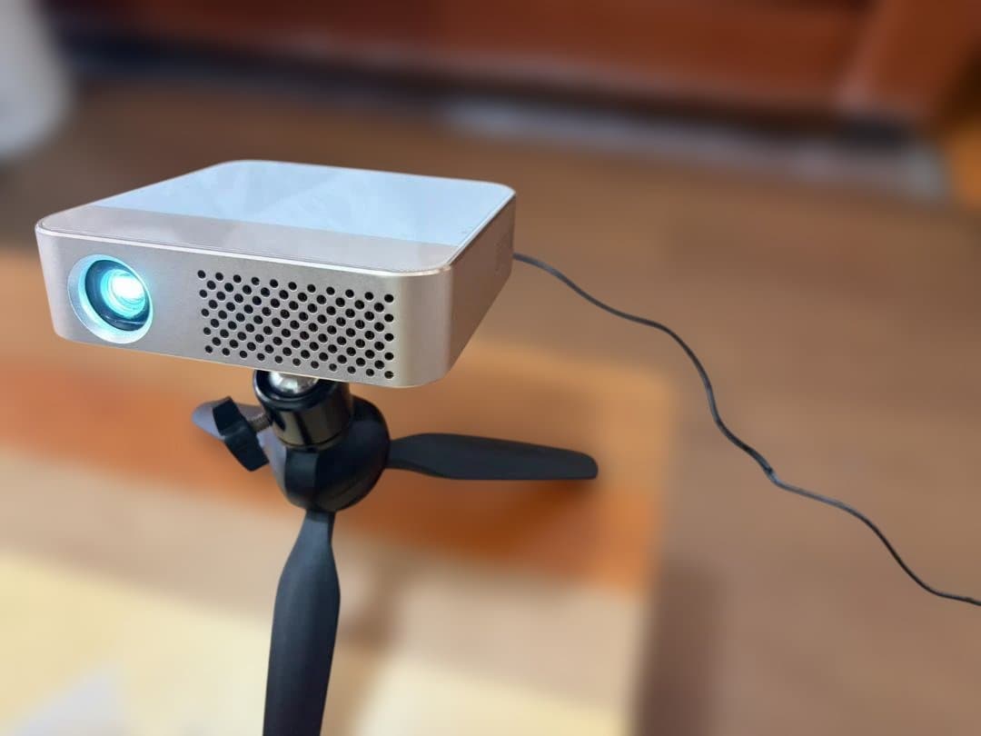 UENO-mono カベーニPro プロジェクター　小型