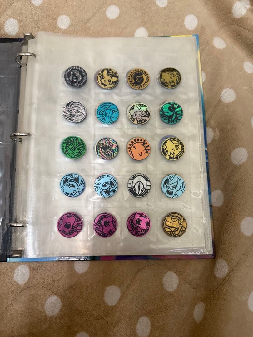 ポケモンバッジセット 約70個