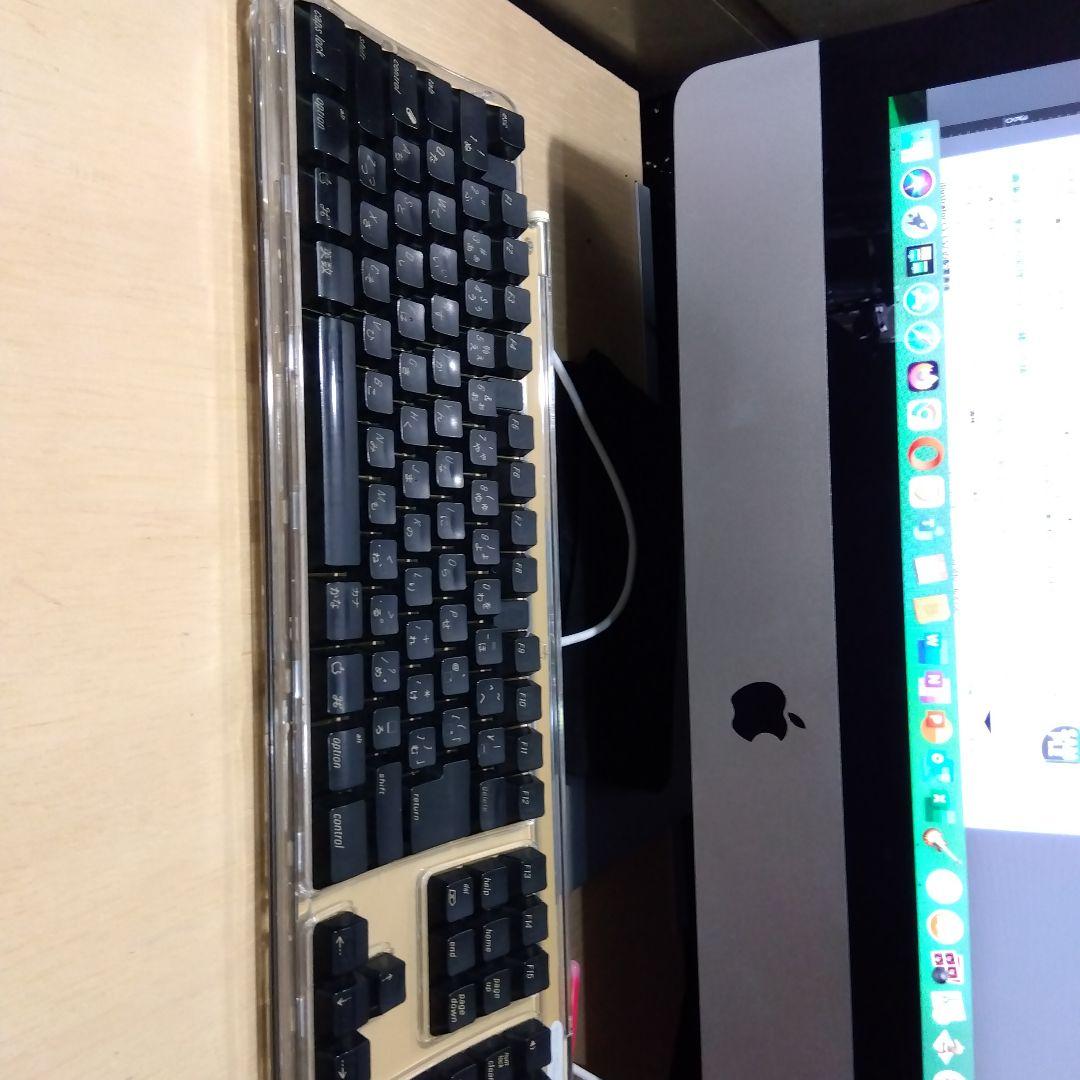 お得なMac２７インチパソコン。 イラストレーターCS5入り。