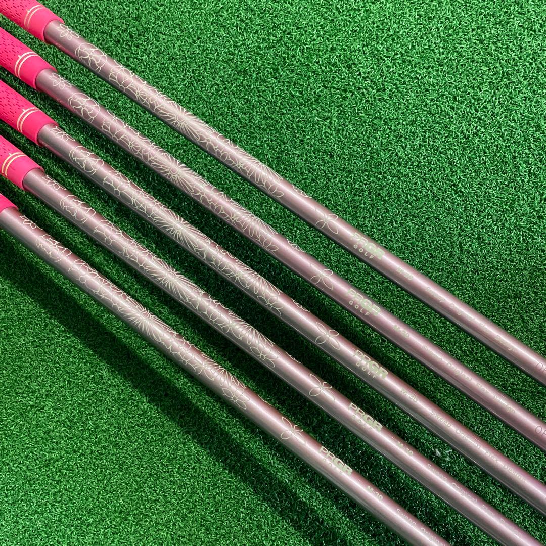 プロギア　スイープ　モデル　CT-11 レディースアイアン　5 本組