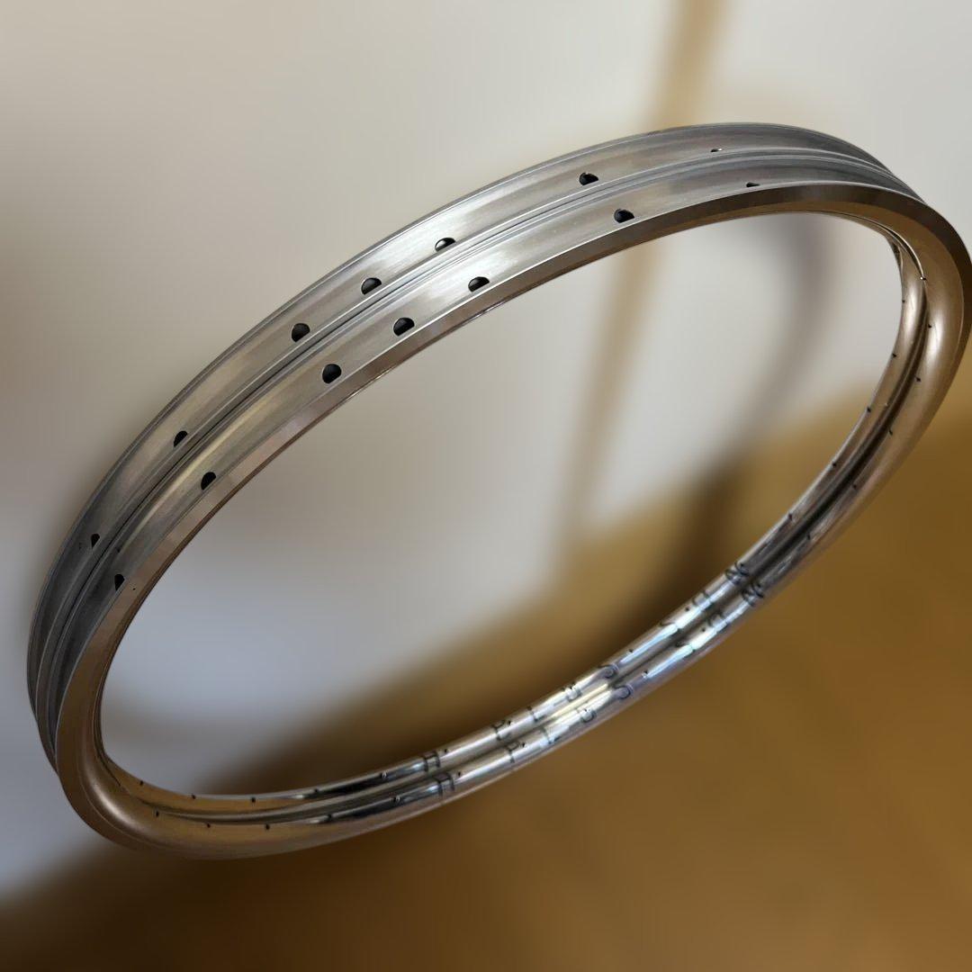 H PLUS SON archetype AT25リム2本セット28H