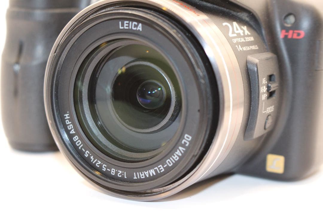 ★お買い得★ LUMIX DMC-FZ100 ネオ一眼　パナソニック コンデジ