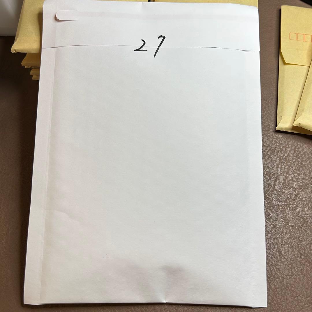 27限定商品　ピカチュウスリーブ4枚セット