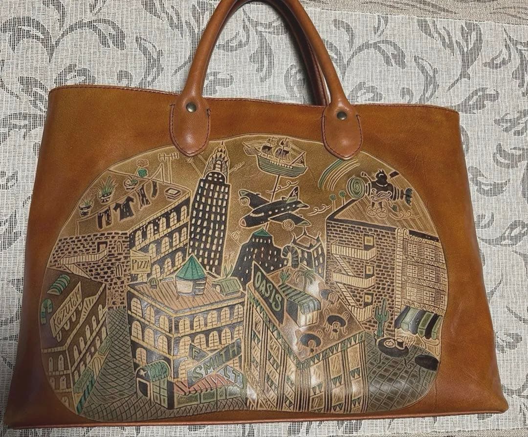 作家さんの革カバン