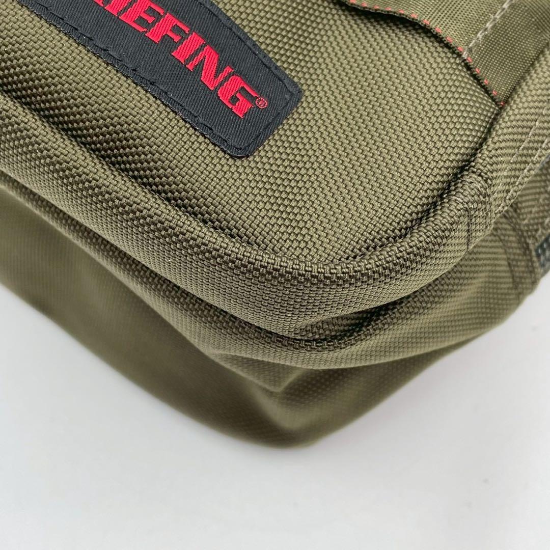 極美品　ブリーフィング　ショルダーバッグ　ナイロン　多機能収納　オリーブ