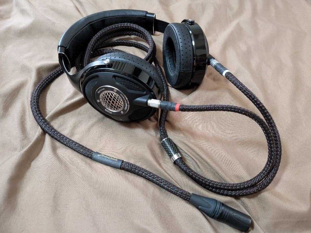 国内正規品 FOCAL UTOPIA 美品 Danacablケーブル等付属品多数