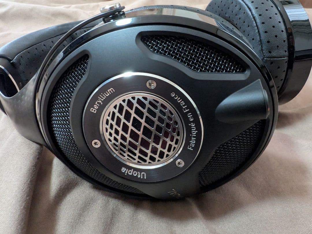 国内正規品 FOCAL UTOPIA 美品 Danacablケーブル等付属品多数