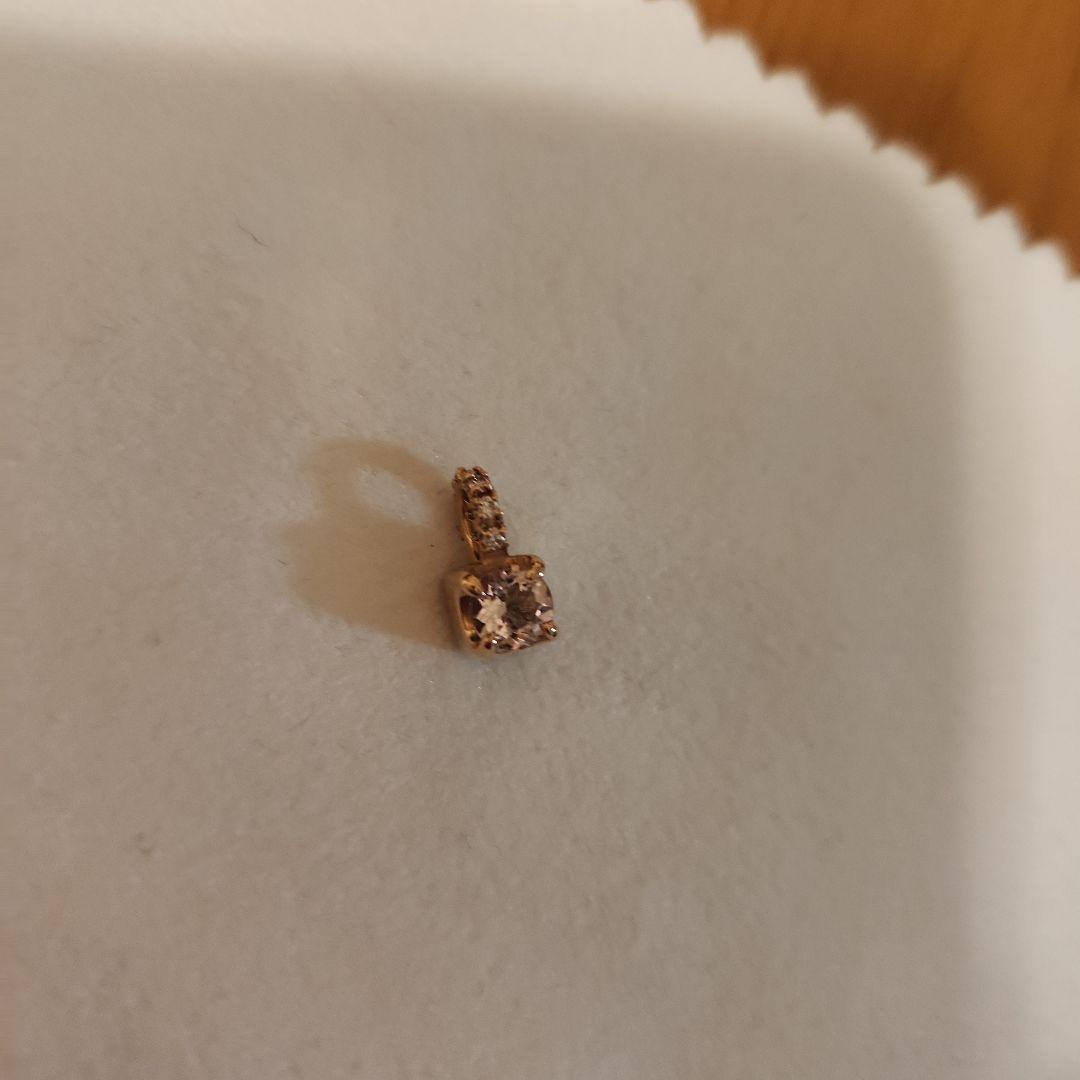 専用★festaria K18 モルガナイト・ダイヤモンド ペンダントトップ