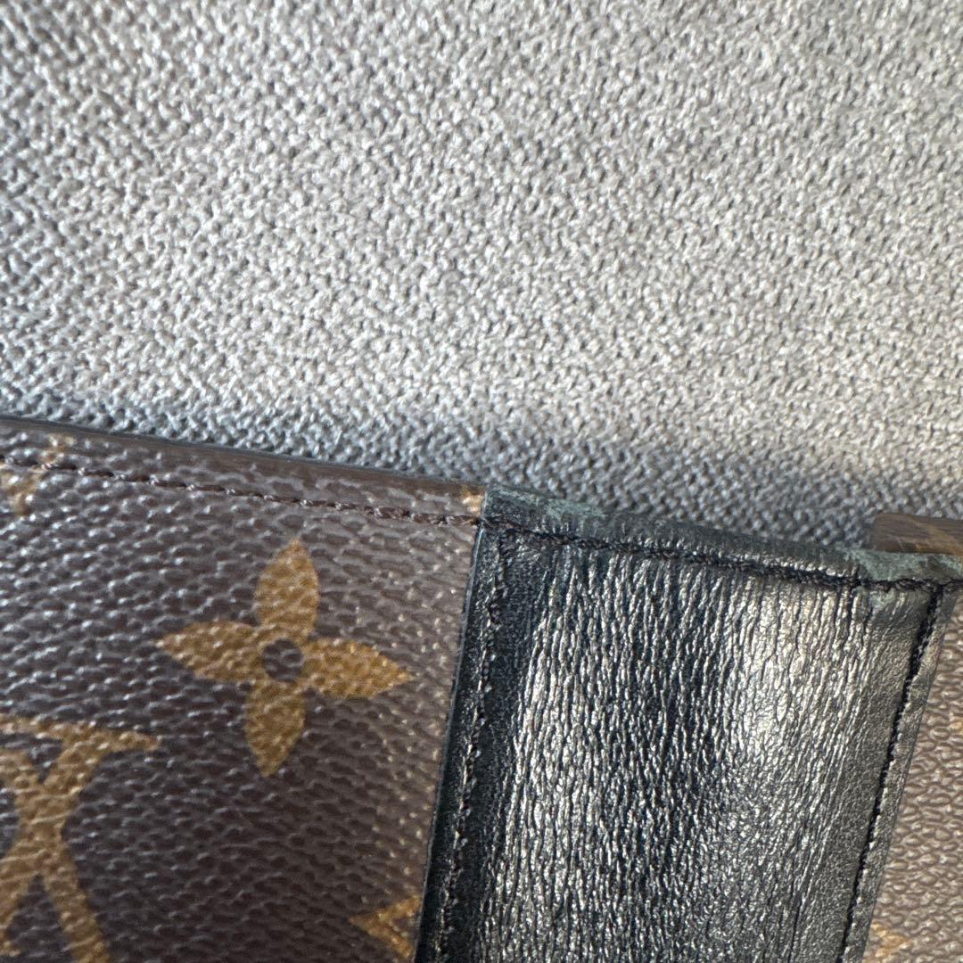 LOUIS VUITTON ルイヴィトン IPHONE 15 PRO・フォリオ