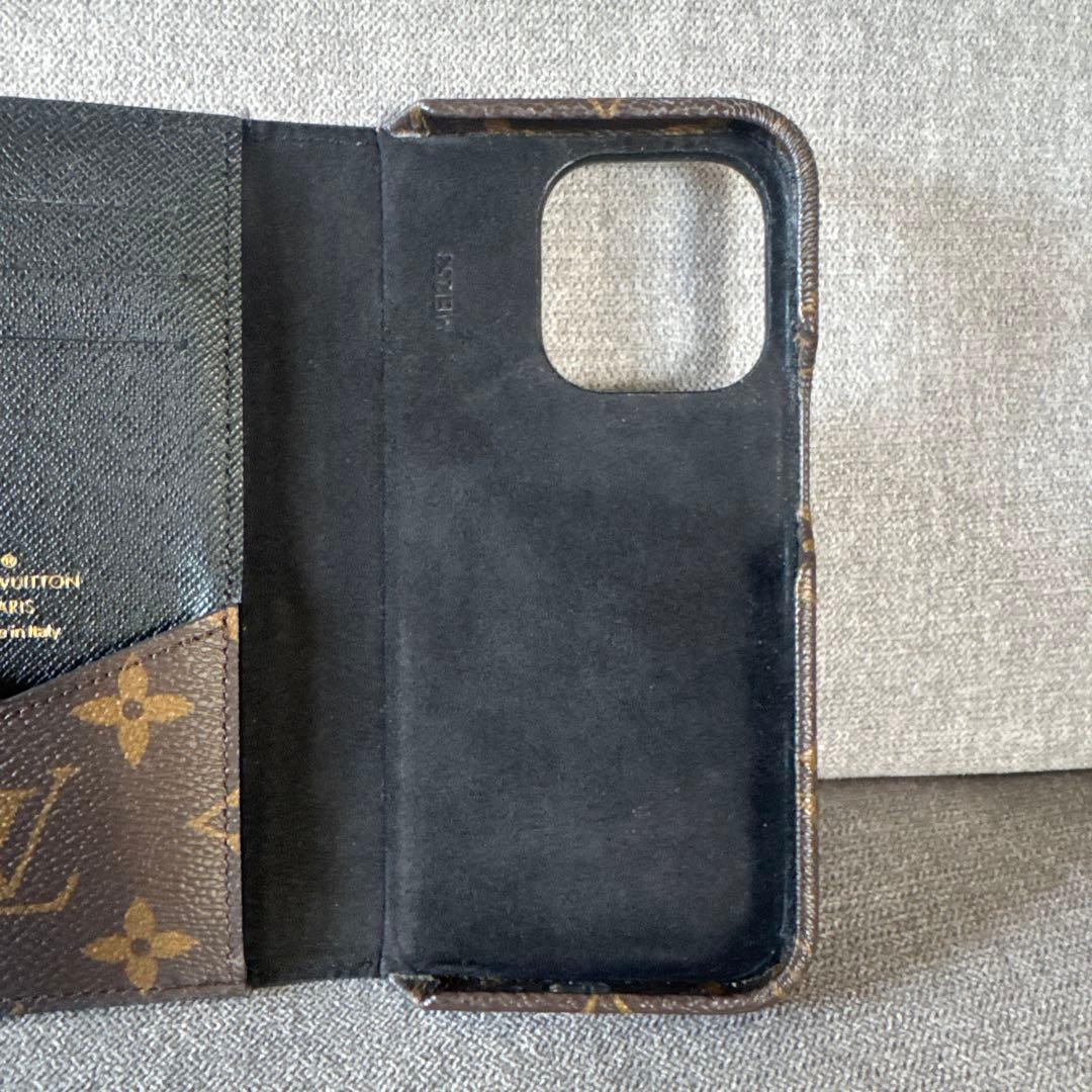 LOUIS VUITTON ルイヴィトン IPHONE 15 PRO・フォリオ